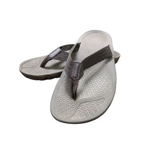 Merrell Women’s Size 8 Boulder Flip Performance Sandal